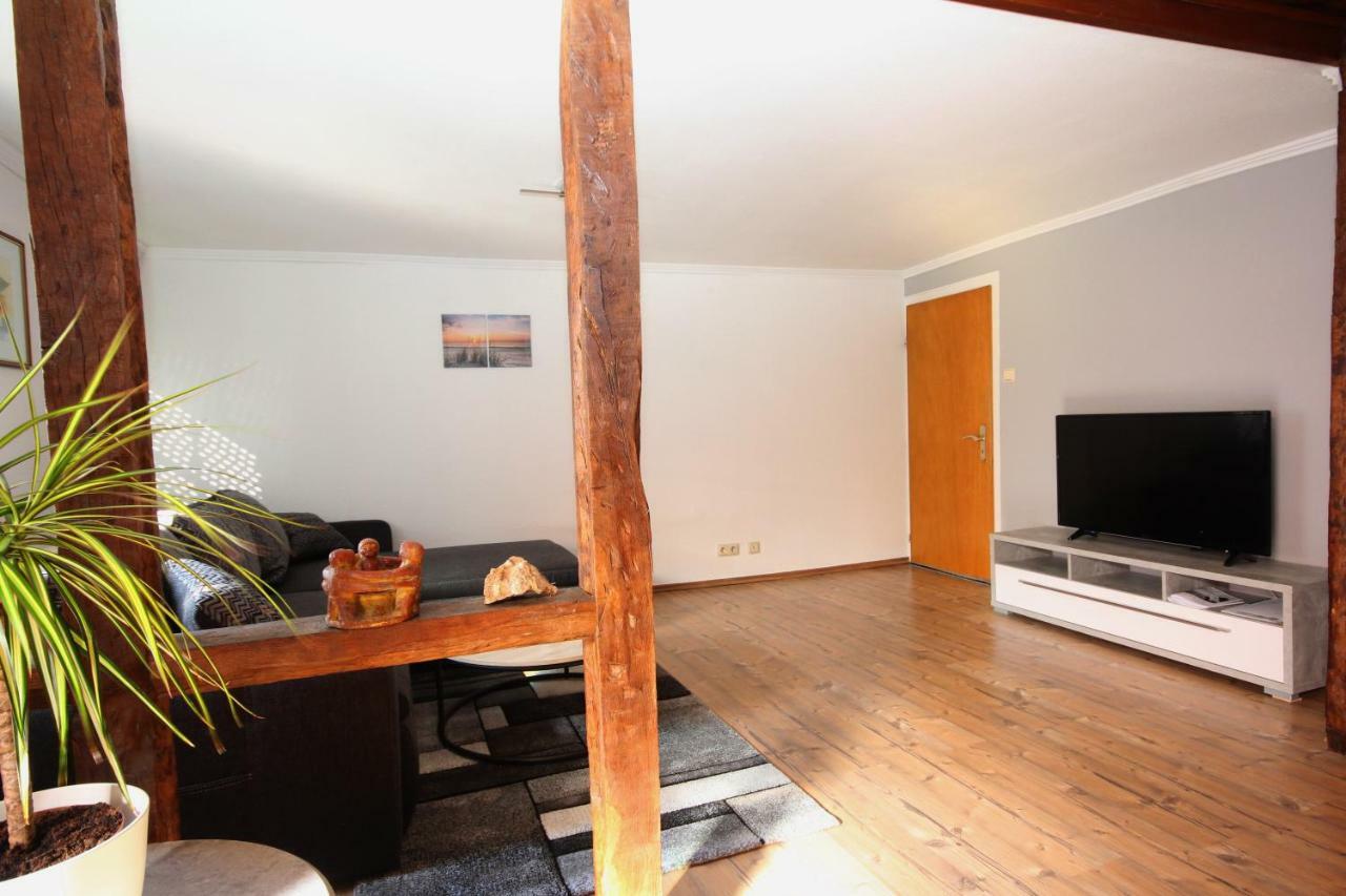 Ferienwohnung Ehlen Im Alten Winzerhaus زلتنغن راختخ المظهر الخارجي الصورة